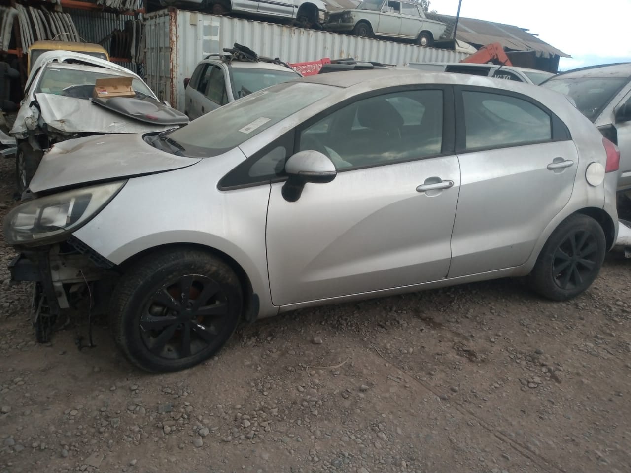  Kia RIO 2014    EN DESARME